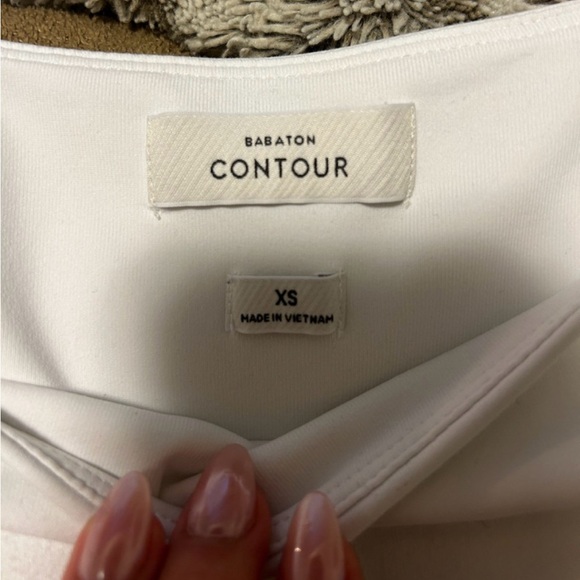 Aritzia Babaton Contour Long Sleeved Square Neck Bodysuit - Picture 3 of 3